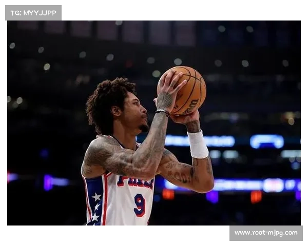 76人第三节轰出10-0攻势，乌布雷外线连发击溃勇士