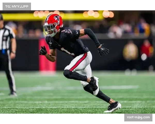 39岁老将三进宫猛虎：约什-约翰逊创纪录效力14支NFL球队